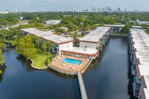 333 NW 17th Ct, Fort Lauderdale, FL 33311 - Photo 21