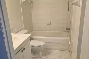 1260 SE 28th Ct, Homestead, FL 33035 - Photo 5