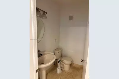 4627 Ponce De Leon Blvd, Coral Gables, FL 33146 - Photo 9