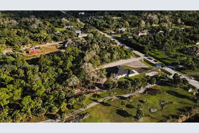 2565 28th Ave SE, Naples, FL 34117 - Photo 41