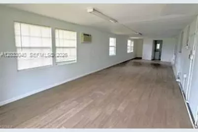 4029 E Sunflower Cir, Labelle, FL 33935 - Photo 11