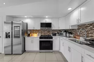 11506 SW 124th Pl, Miami, FL 33186 - Photo 7