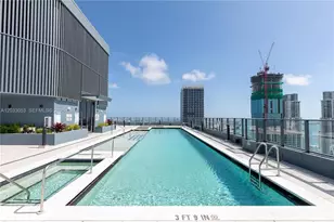 121 NE 5th St, Miami, FL 33132 - Photo 25