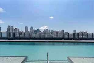121 NE 5th St, Miami, FL 33132 - Photo 23