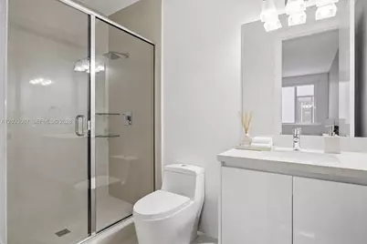 7472 NW 100th Ave, Doral, FL 33178 - Photo 37