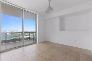 900 Biscayne Blvd, Miami, FL 33132 - Photo 13