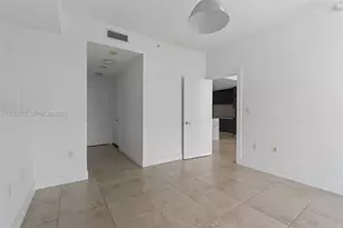 900 Biscayne Blvd, Miami, FL 33132 - Photo 17