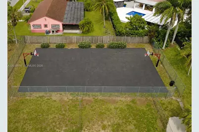 942 SW 8th Pl, Florida City, FL 33034 - Photo 17