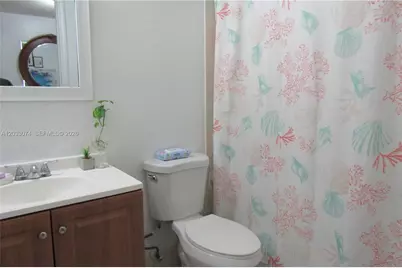 942 SW 8th Pl, Florida City, FL 33034 - Photo 7