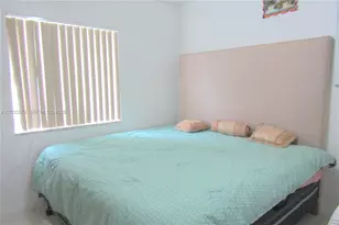 942 SW 8th Pl, Florida City, FL 33034 - Photo 9