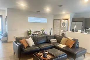 957 NW 10th St, Florida City, FL 33034 - Photo 3