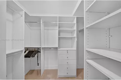 5600 Collins Ave #7W, Miami Beach, FL 33140 - Photo 23