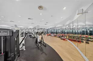 5600 Collins Ave, Miami Beach, FL 33140 - Photo 25