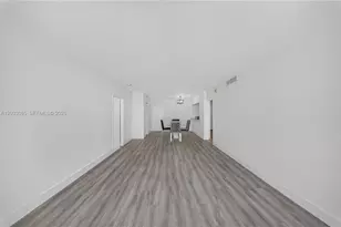 5600 Collins Ave, Miami Beach, FL 33140 - Photo 11