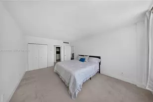 5600 Collins Ave, Miami Beach, FL 33140 - Photo 21