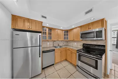 5600 Collins Ave #7W, Miami Beach, FL 33140 - Photo 3