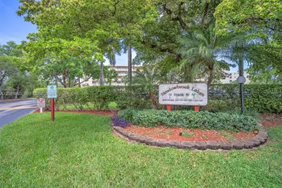441 SE 3rd St #404, Dania Beach, FL 33004 - Photo 27