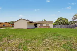 1475 NW 19th St, Homestead, FL 33030 - Photo 13