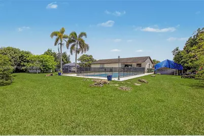 1475 NW 19 St, Homestead, FL 33030 - Photo 41