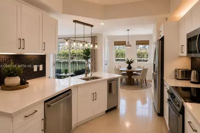 3135 NE 184th St #2104, Aventura, FL 33160 - Photo 3