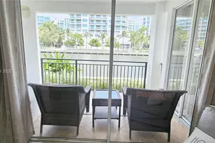 3135 NE 184th St, Aventura, FL 33160 - Photo 17