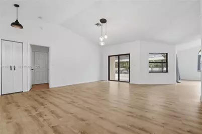 10821 Paso Fino Dr, Lake Worth, FL 33449 - Photo 5