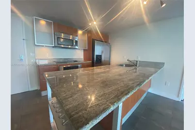 185 SW 7th St #4206, Miami, FL 33130 - Photo 1