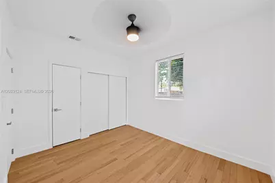 565 NW 44th St, Miami, FL 33127 - Photo 17
