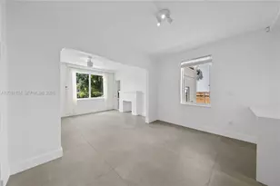 565 NW 44th St, Miami, FL 33127 - Photo 7