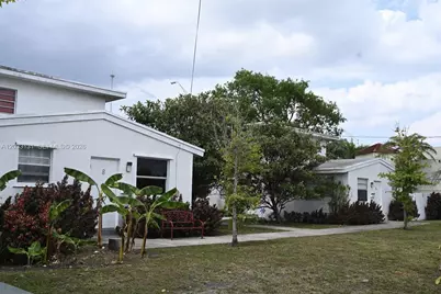 3740 W Hallandale Beach Blvd, Pembroke Park, FL 33023 - Photo 5