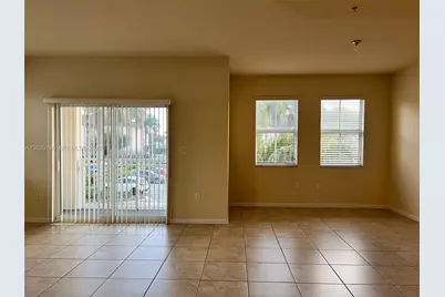 11503 NW 89th St #223, Doral, FL 33178 - Photo 9