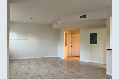 11503 NW 89th St #223, Doral, FL 33178 - Photo 5