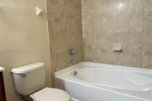 11503 NW 89th St, Doral, FL 33178 - Photo 25