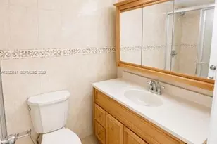 17560 Atlantic Blvd, Sunny Isles Beach, FL 33160 - Photo 11