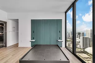 20 NE 11th St, Miami, FL 33132 - Photo 23