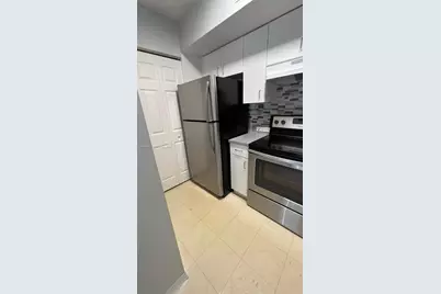 711 SW 111th Wy #301, Pembroke Pines, FL 33025 - Photo 7