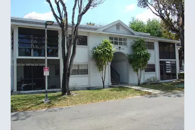 19025 NW 62nd Ave #202, Hialeah, FL 33015 - Photo 1