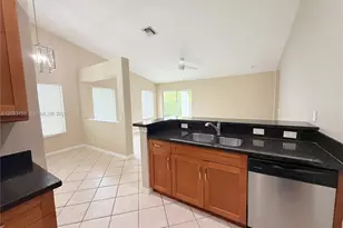 1530 Canary Island Dr, Weston, FL 33327 - Photo 5