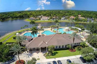 1530 Canary Island Dr, Weston, FL 33327 - Photo 17