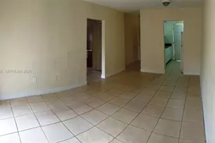 2441 NW 13th St, Miami, FL 33125 - Photo 9