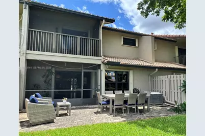 9023 Vineyard Lake Dr #0, Plantation, FL 33324 - Photo 31
