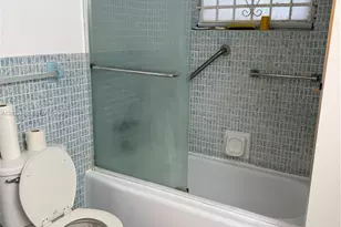 1401 NE Miami Gardens Dr, Miami, FL 33179 - Photo 13