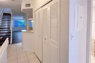 781 SW 148th Ave, Sunrise, FL 33325 - Photo 5