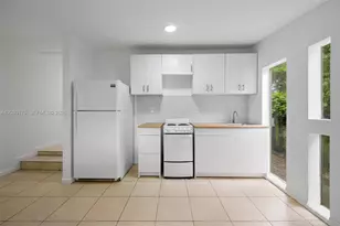 348 NE 58th St, Miami, FL 33137 - Photo 3
