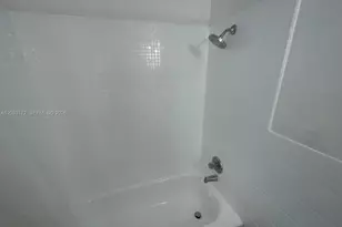 1717 NW 16th St, Miami, FL 33125 - Photo 5
