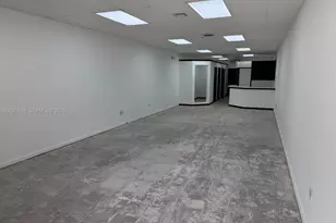 8618 NW 44th St, Sunrise, FL 33351 - Photo 1