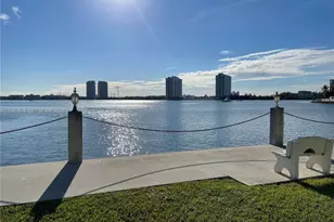 3030 Marcos Dr, Aventura, FL 33160 - Photo 17