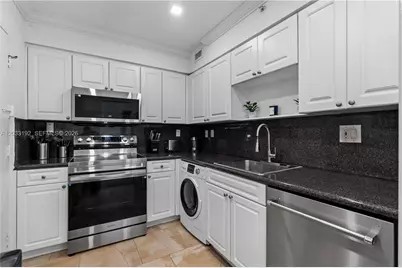 2501 S Ocean Dr #1122 (Available now), Hollywood, FL 33019 - Photo 9