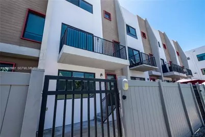 113 NE 6 #1111, Fort Lauderdale, FL 33304 - Photo 3