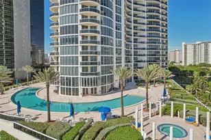 17201 Collins Ave, Sunny Isles Beach, FL 33160 - Photo 5